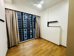 Prive (D19), Condominium #579948241